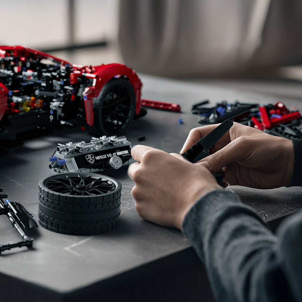 Asil V12 Supercar 1:8